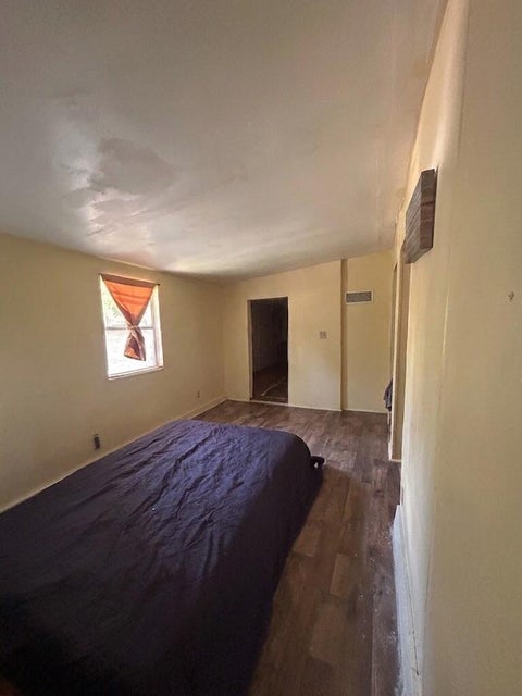 Tiny photo for 199 Jefferson St, Fitzgerald, GA 31750 (MLS # 143035)