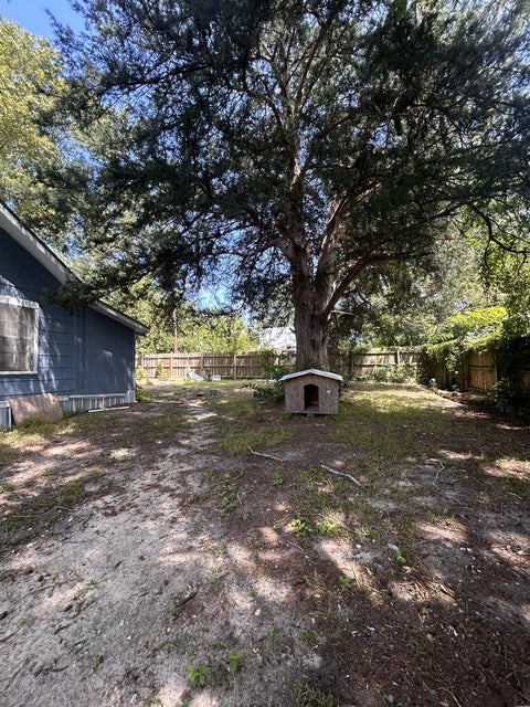 Tiny photo for 199 Jefferson St, Fitzgerald, GA 31750 (MLS # 143035)