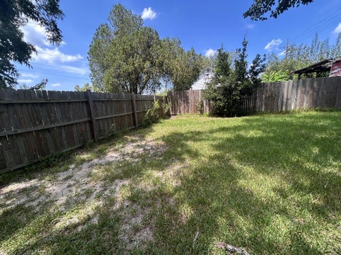 Tiny photo for 199 Jefferson St, Fitzgerald, GA 31750 (MLS # 143035)
