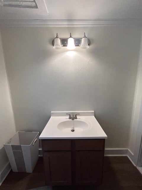 Tiny photo for 199 Jefferson St, Fitzgerald, GA 31750 (MLS # 143035)