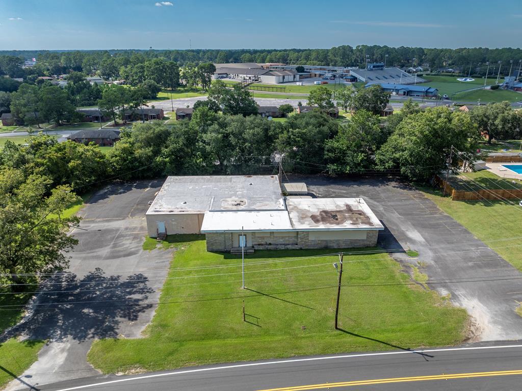 410 N Victory Drive