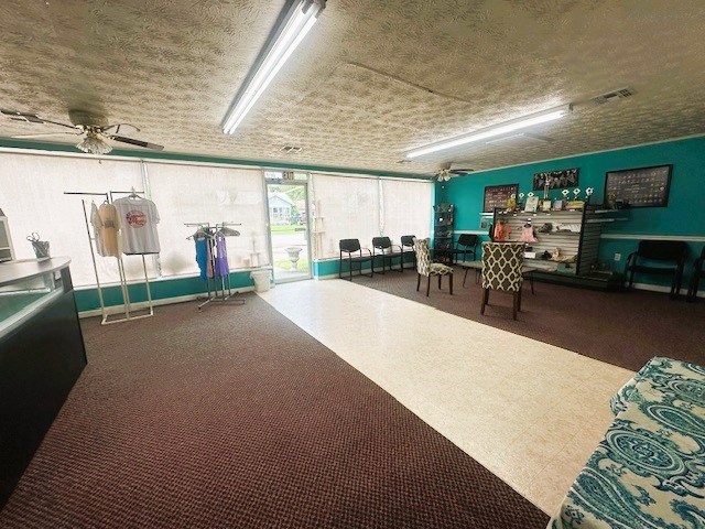 109 E Sultana Dr