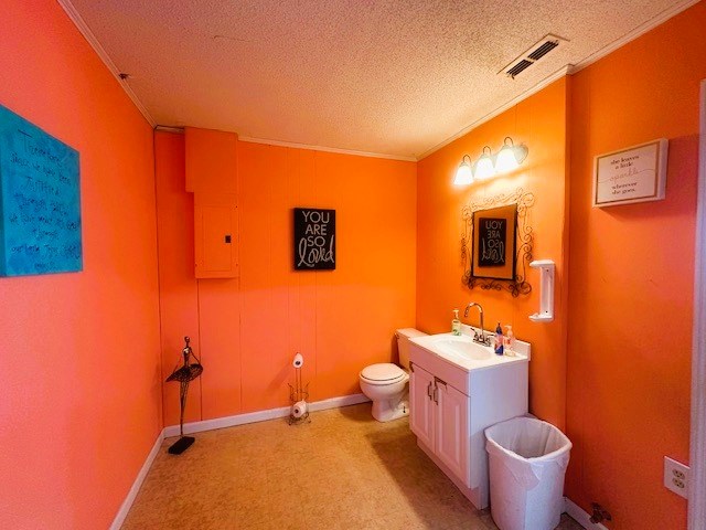 109 E Sultana Dr