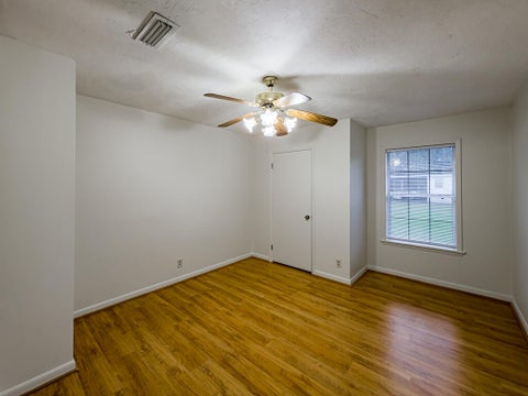 Tiny photo for 701 Quincey Batten Loop, Douglas, GA 31533 (MLS # 143082)