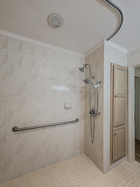 Tiny photo for 701 Quincey Batten Loop, Douglas, GA 31533 (MLS # 143082)