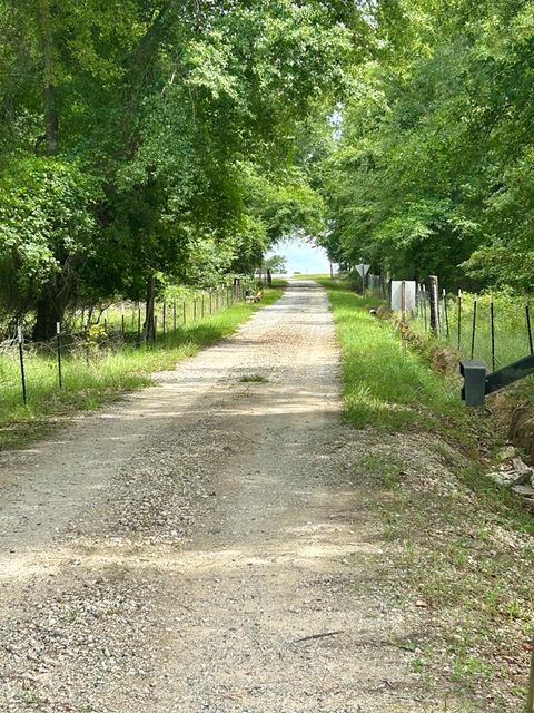 1182 Jacksonville HWY Fitzgerald GA 31750