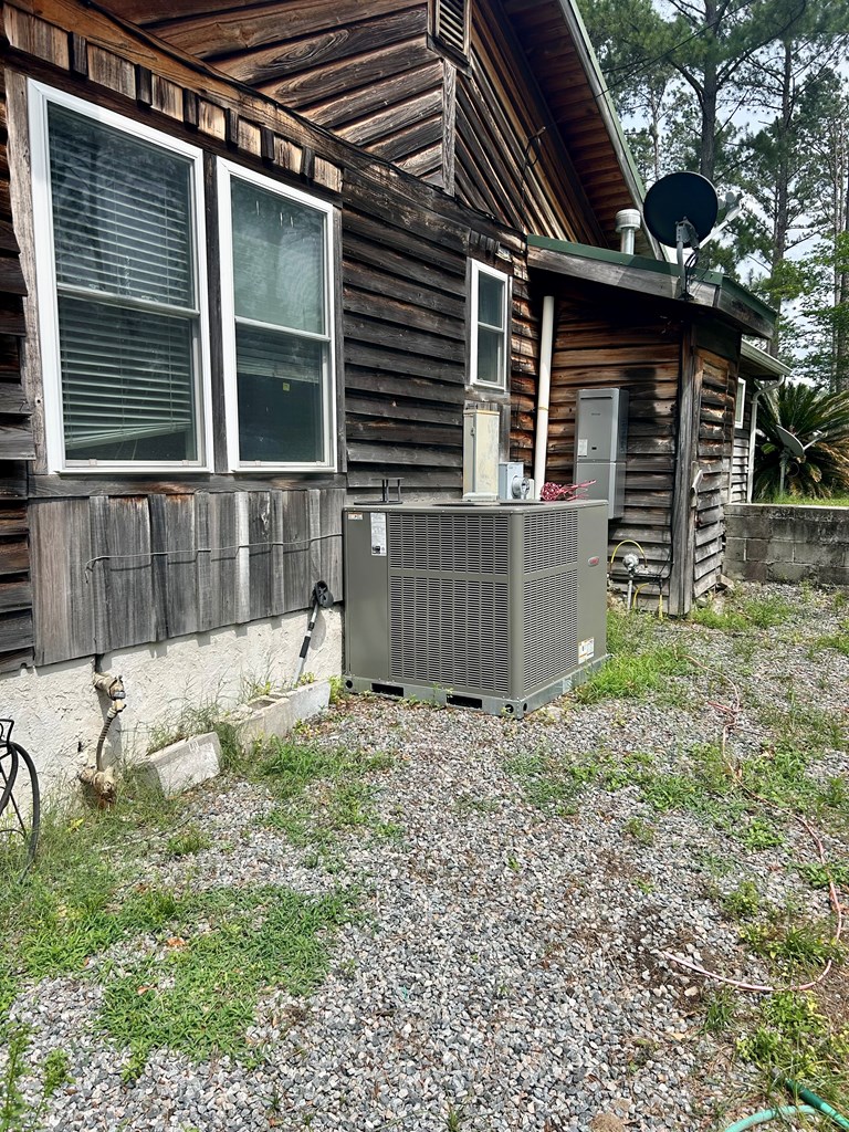 1182 Jacksonville HWY