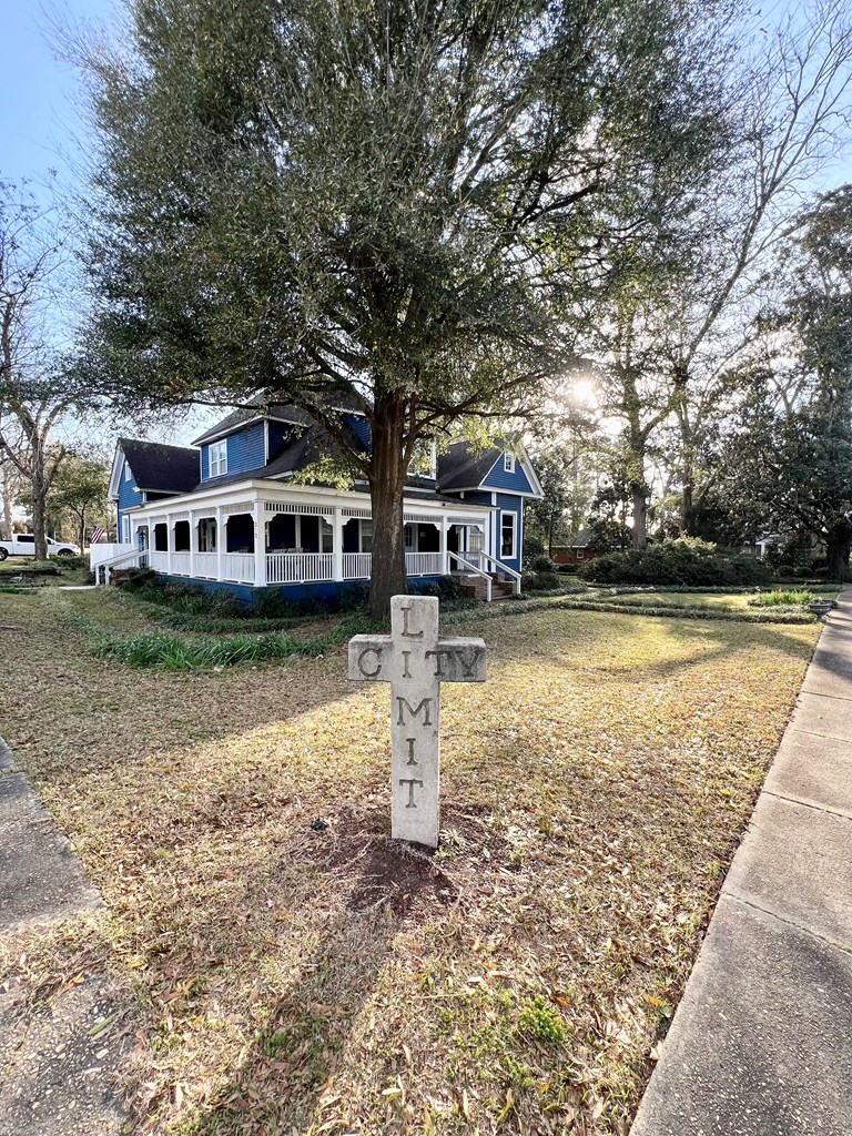 212 E Union Street