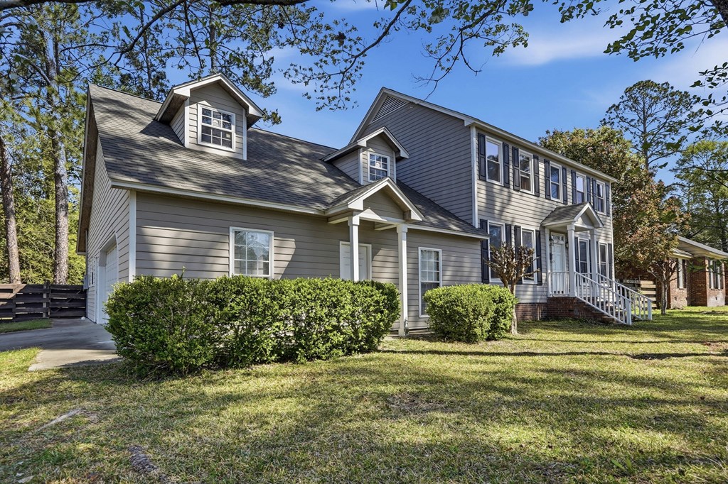 215 W Cypress Street