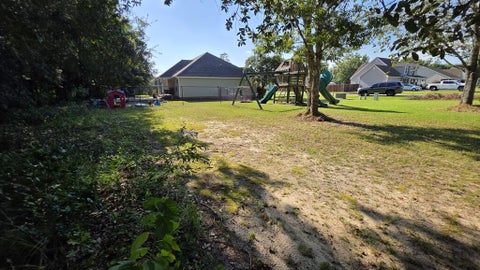 Tiny photo for 125 Baymeadows Circle, Fitzgerald, GA 31750 (MLS # 143042)