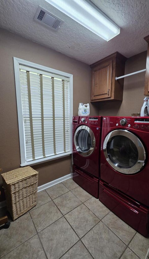 Tiny photo for 125 Baymeadows Circle, Fitzgerald, GA 31750 (MLS # 143042)
