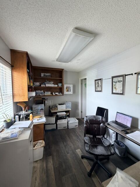 Tiny photo for 320 Benjamin H Hill Dr, Fitzgerald, GA 31750 (MLS # 143076)