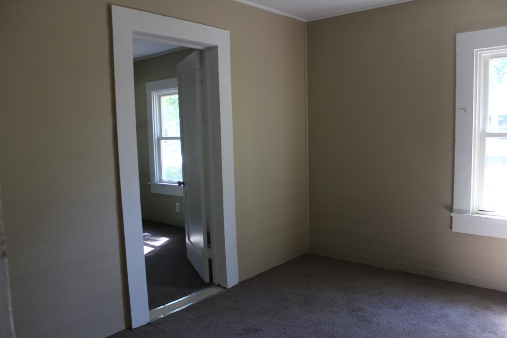 311 W 11th Street