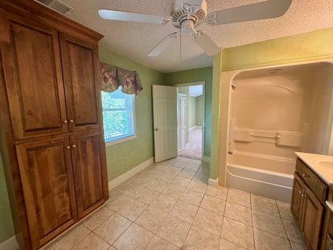Tiny photo for 9 Country Club Pl, Tifton, GA 31793 (MLS # 142938)
