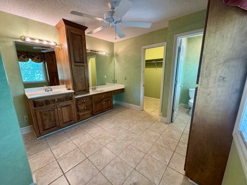 Tiny photo for 9 Country Club Pl, Tifton, GA 31793 (MLS # 142938)