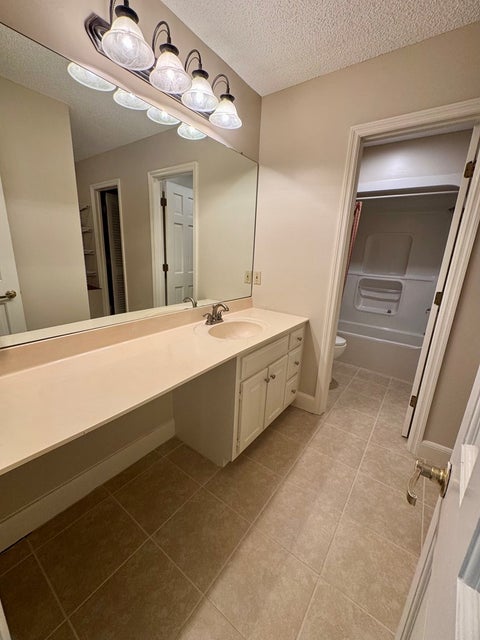 Tiny photo for 9 Country Club Pl, Tifton, GA 31793 (MLS # 142938)