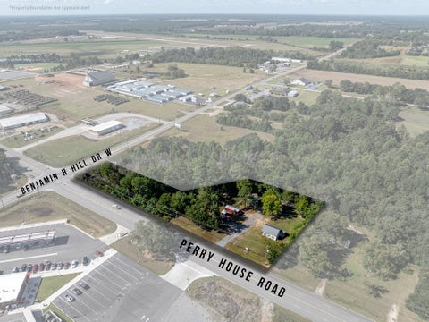 Tiny photo for 243 Perry House Rd, Fitzgerald, GA 31750 (MLS # 143183)
