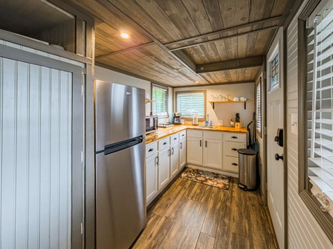 Tiny photo for 243 Perry House Rd, Fitzgerald, GA 31750 (MLS # 143183)