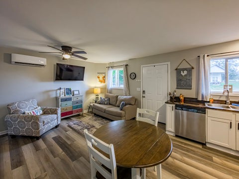 Tiny photo for 243 Perry House Rd, Fitzgerald, GA 31750 (MLS # 143183)