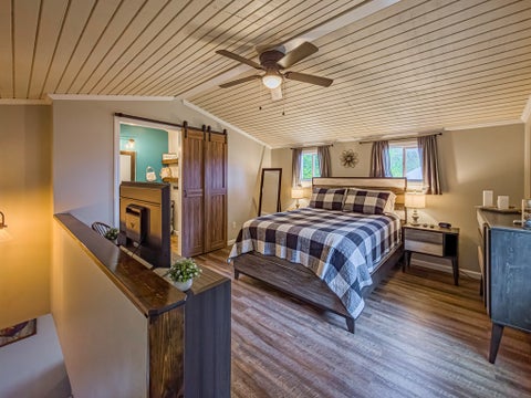 Tiny photo for 243 Perry House Rd, Fitzgerald, GA 31750 (MLS # 143183)