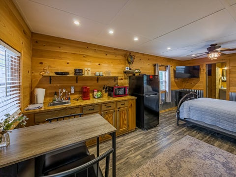 Tiny photo for 243 Perry House Rd, Fitzgerald, GA 31750 (MLS # 143183)