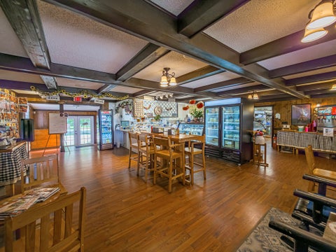 Tiny photo for 293 W Benjamin H Hill Drive, Fitzgerald, GA 31750 (MLS # 138637)