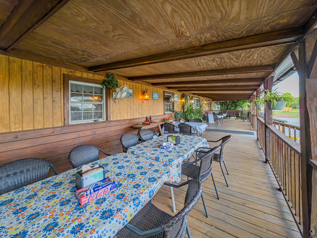 293 W Benjamin H Hill Drive