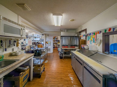 Tiny photo for 293 W Benjamin H Hill Drive, Fitzgerald, GA 31750 (MLS # 138637)