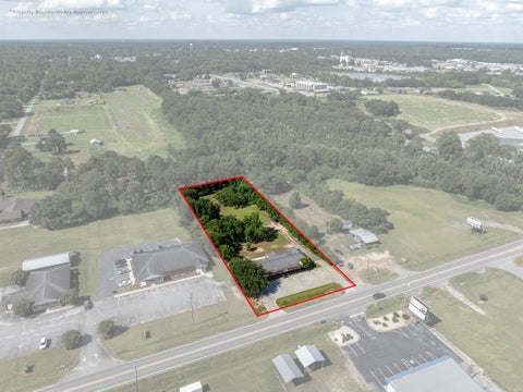 Tiny photo for 293 W Benjamin H Hill Drive, Fitzgerald, GA 31750 (MLS # 138637)