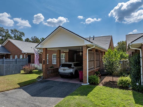 Tiny photo for 315 Allison's Way, Tifton, GA 31794 (MLS # 143186)