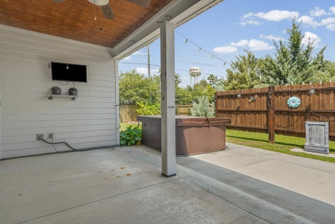 Tiny photo for 301 Findley Chase Ln, Tifton, GA 31794 (MLS # 143008)