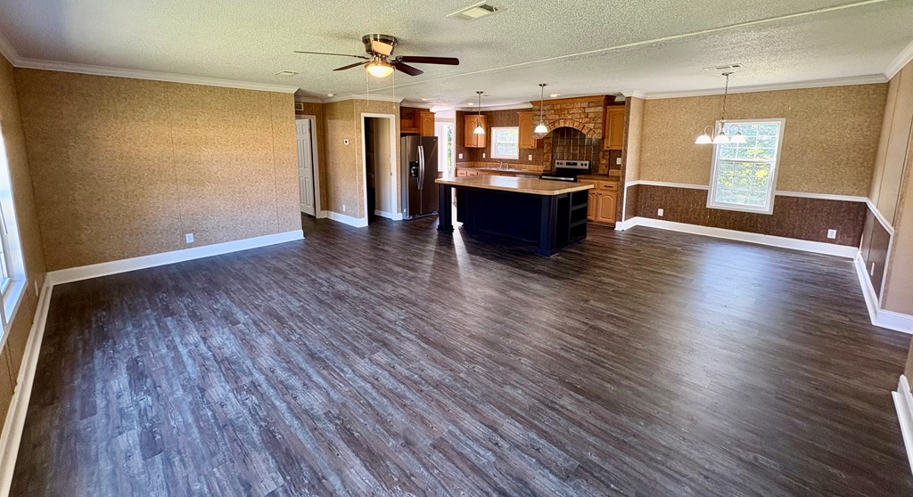 222 Pebble Hill Cr