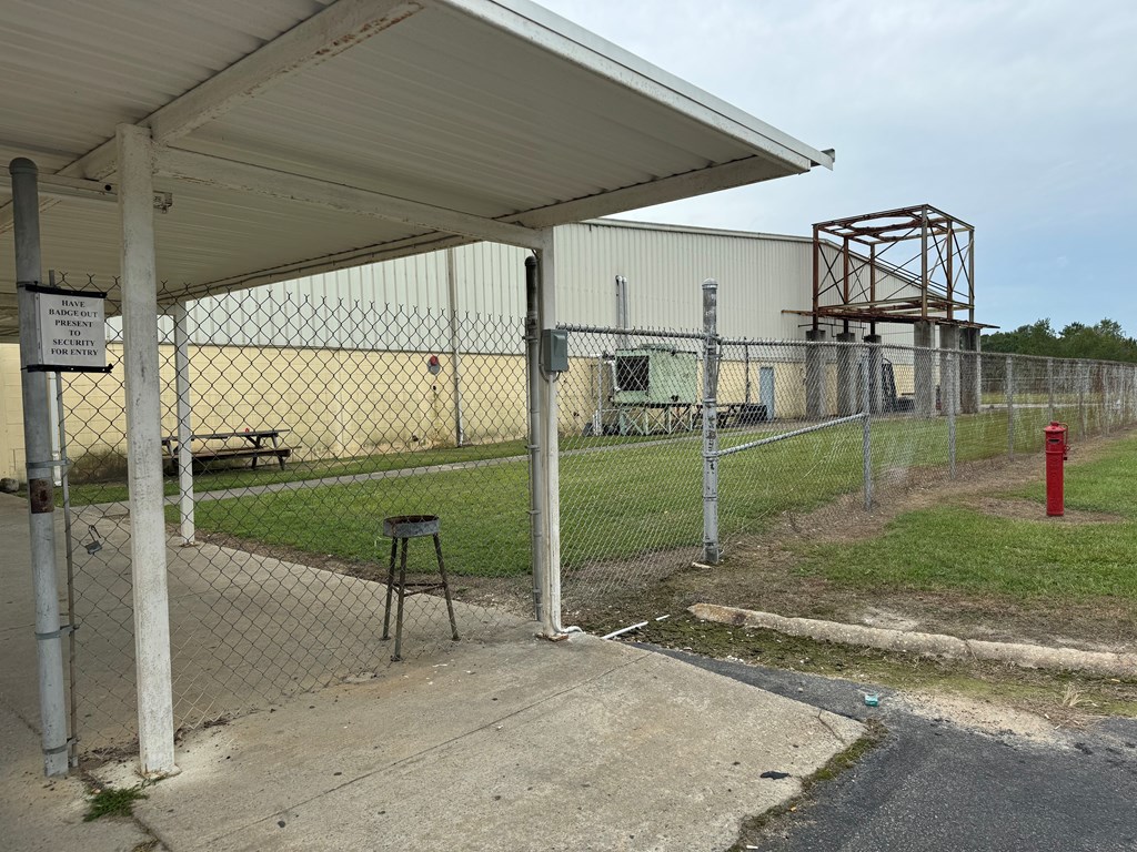 26 Forstmann Rd