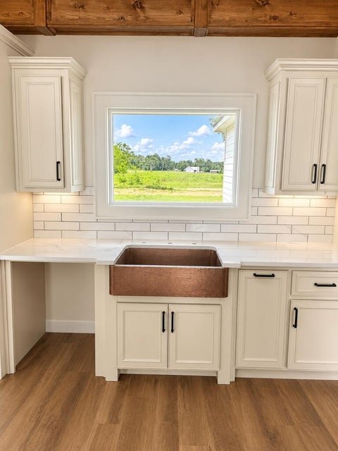 Tiny photo for 10 Edgewater Ct, Tifton, GA 31793 (MLS # 143090)