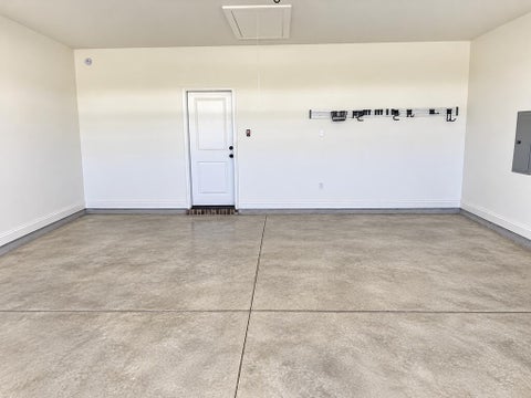 Tiny photo for 26 Water's Edge Way, Tifton, GA 31793 (MLS # 143208)