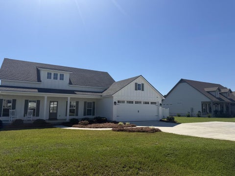 Tiny photo for 26 Water's Edge Way, Tifton, GA 31793 (MLS # 143208)