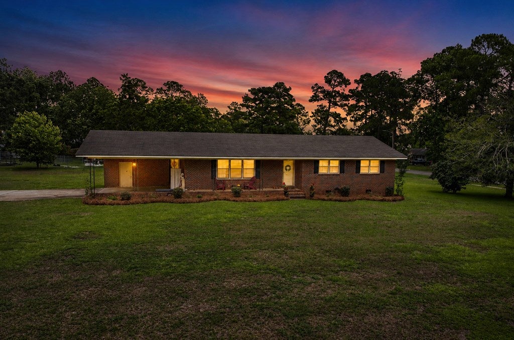 402 Morningside Dr