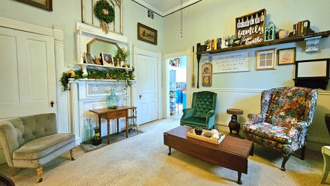 Tiny photo for 810 S Lee Street, Fitzgerald, GA 31750 (MLS # 141370)