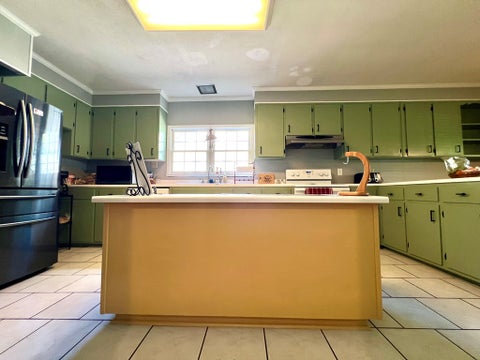 Tiny photo for 509 S Main Street, Fitzgerald, GA 31750 (MLS # 143223)