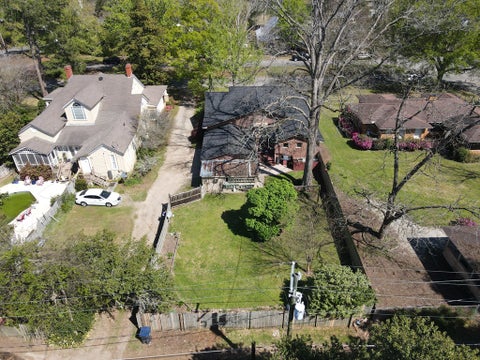 Tiny photo for 509 S Main Street, Fitzgerald, GA 31750 (MLS # 143223)
