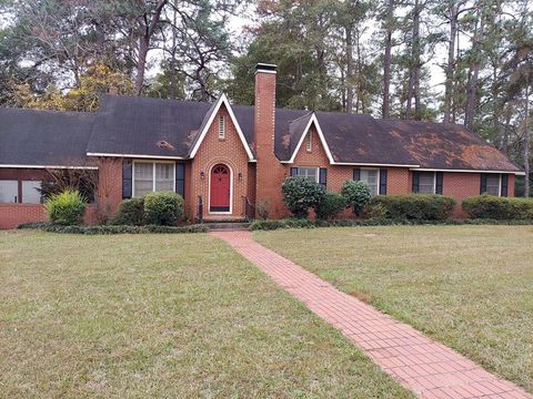 704 W 10th Street Tifton GA 31794