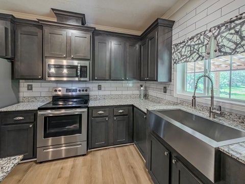 Tiny photo for 1740 Ramblinwood Road, Ray City, GA 31645 (MLS # 142772)