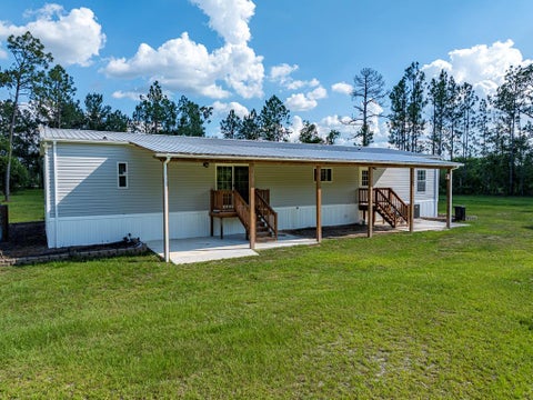 Tiny photo for 1740 Ramblinwood Road, Ray City, GA 31645 (MLS # 142772)