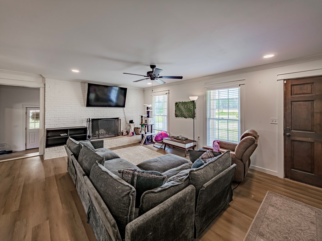 746 Chula Brookfield Rd