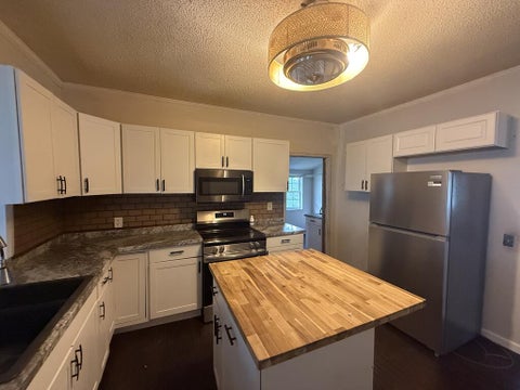 Tiny photo for 124 Elderberry Rd, Fitzgerald, GA 31750 (MLS # 143136)