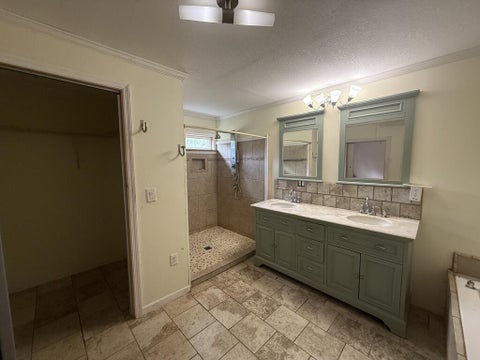 Tiny photo for 124 Elderberry Rd, Fitzgerald, GA 31750 (MLS # 143136)