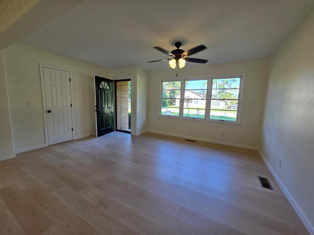124 N Main Street Ext
