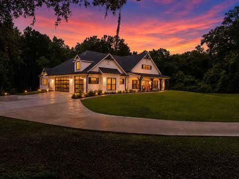 Photo of 336 Turkey Ridge Ln, Quitman, GA 31643 (MLS # 142804)