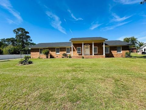 110 Lakewood Dr Ocilla GA 31774