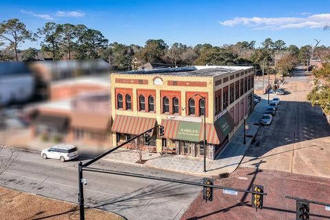 Photo of 201 S Main St, Fitzgerald, GA 31750 (MLS # 142647)